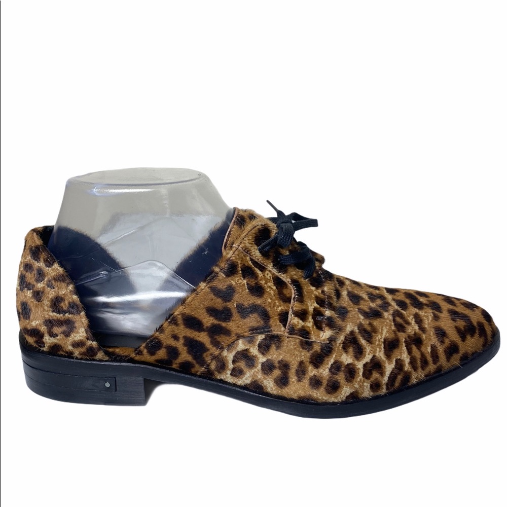 Freda Salvador Wit Calf Hair D’Orsay Oxford Shoes
